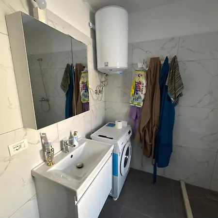 Appartement Apartment, Sea Within Walking Distance *